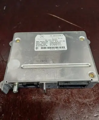Mercedes-Benz C W203 Bluetooth control unit module A2118702726 DM70260347