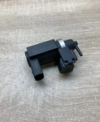 Audi A4 S4 B7 8E 8H Turbo solenoid valve 059906628A 72290315