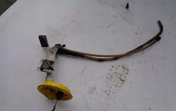 Fuel level sensor