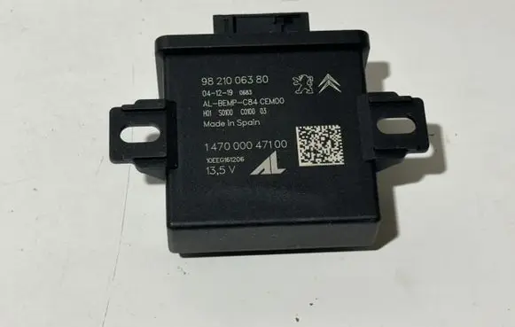 Citroen C5 Aircross Light module LCM 9821006380