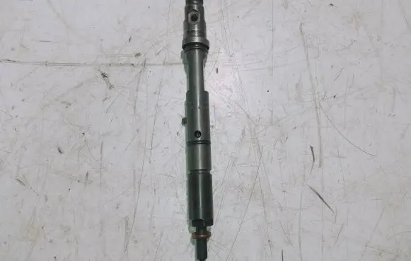Audi A4 S4 B6 8E 8H Fuel injector 059130201F 0432133795