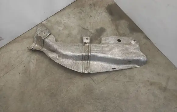Ford Explorer VI Exhaust heat shield L1MBS113B88AC