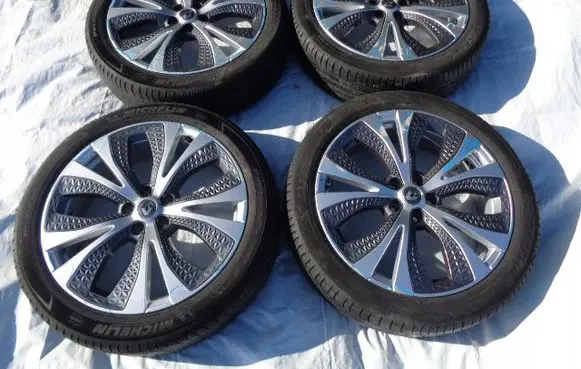R20 alloy rim
