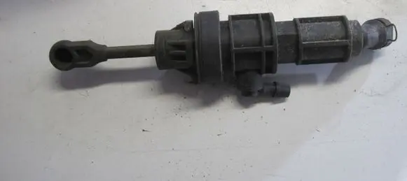 Mitsubishi Outlander Clutch slave cylinder MN100486