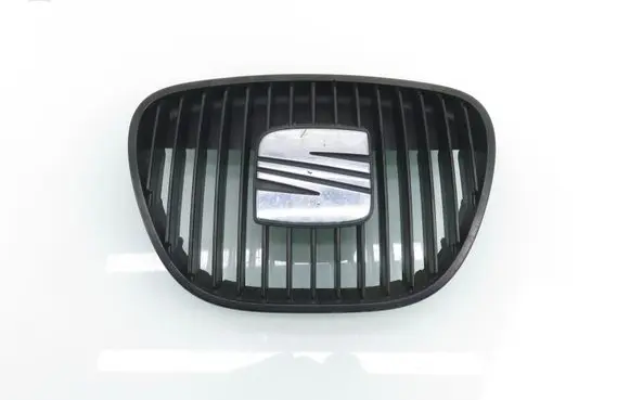 Seat Ibiza III (6L) Front grill 6L0853679 6L0853654