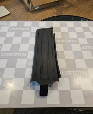 Porsche Macan (95B) Foot rest pad/dead pedal 95B864777 27342