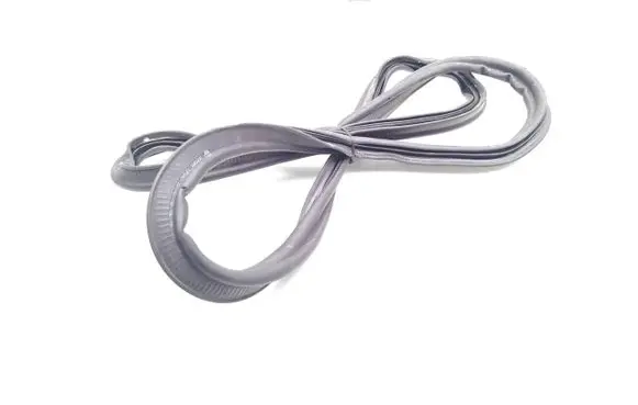 Renault Clio IV Trunk rubber seal (body) 