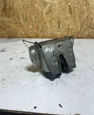 Mercedes-Benz ML W163 Tailgate/trunk/boot lock/catch/latch A1637400235