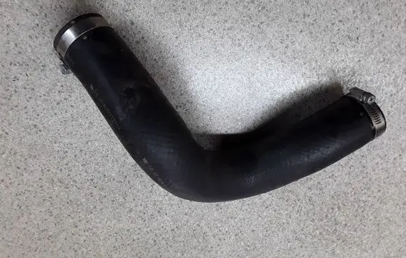 Honda CR-V Intercooler hose/pipe