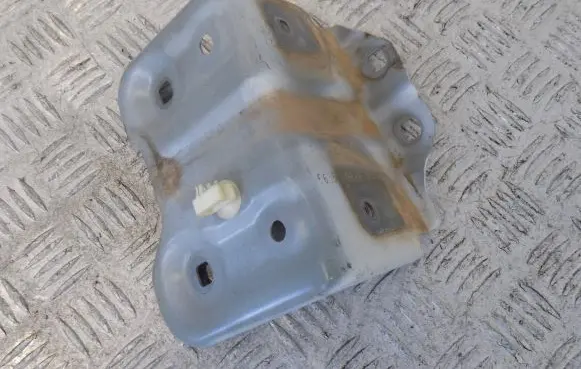 Renault Captur II Fender mounting bracket 663508999R