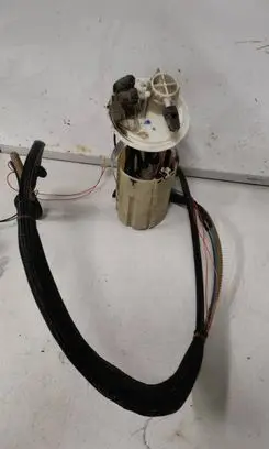 Volvo S80 Mechanical fuel pump 3524427
