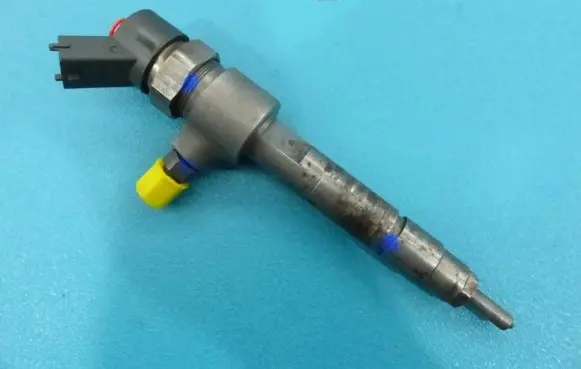 Fiat Punto (188) Fuel injector 0445110019 IMPRK815948