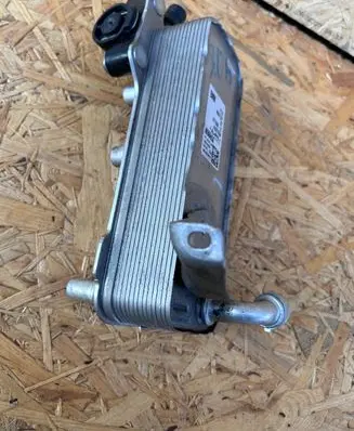 BMW 4 F36 Gran coupe Gearbox / Transmission oil cooler 8607237 517506