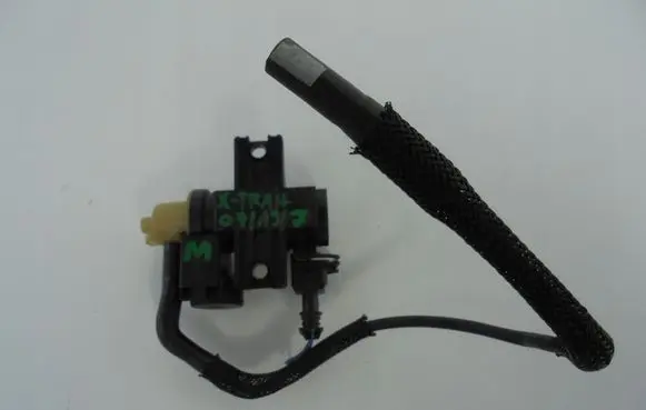 Nissan X-Trail T32 Vacuum valve 8200790180