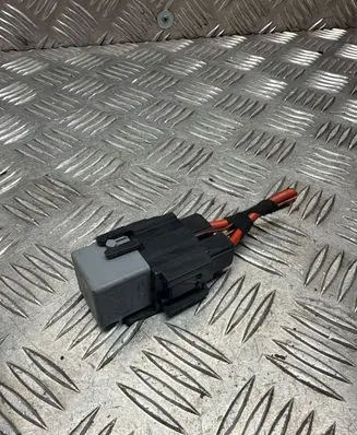 Mercedes-Benz E W212 Other relay A0025422619 V23134J52X361