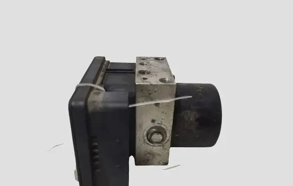 Ford Focus ABS Pump 8M512C405CA 10020604004 10096001363