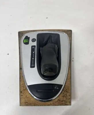 Mercedes-Benz E W211 Gear shifter surround trim plastic 2118216958 03751222 231922F374