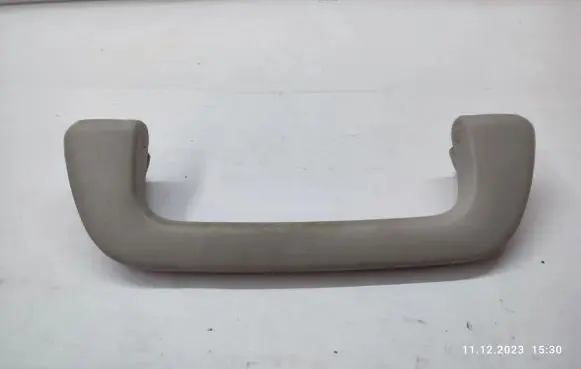 Mercedes-Benz S W221 Front interior roof grab handle A2218100351