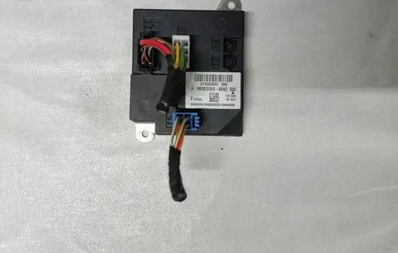 Mercedes-Benz E W211 Comfort/convenience module 2115453532
