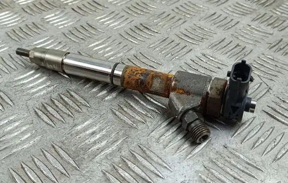 KIA Sorento Fuel injector 0445110584