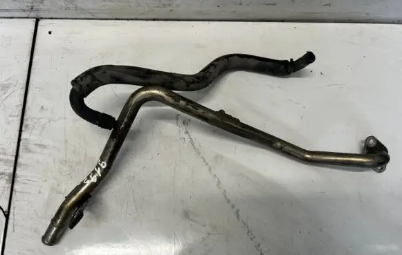 Toyota Prius (XW20) Engine coolant pipe/hose