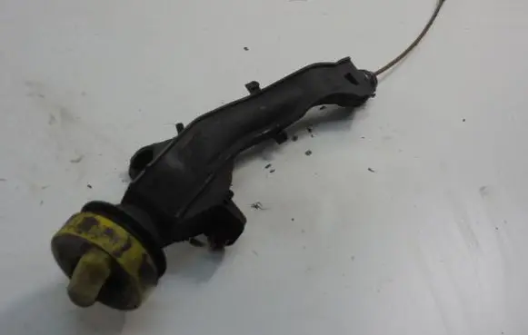 Renault Trafic II (X83) Oil fill pipe 8200809265
