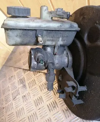 Renault Laguna II Master brake cylinder