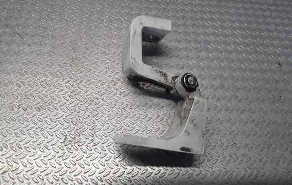 Volkswagen Transporter - Caravelle T5 Front door upper hinge 7H0831402B