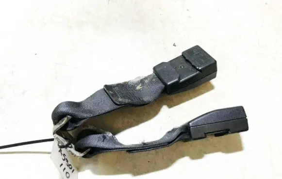 Opel Vectra B Middle seatbelt buckle (rear) 