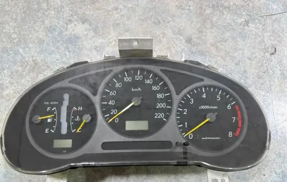 Subaru Impreza I Speedometer (instrument cluster) 85012FE390 500109395 0234040