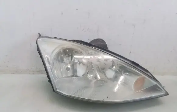 Ford Focus Headlight/headlamp