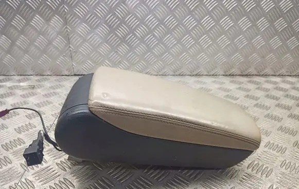 Audi A6 Allroad C6 Armrest 