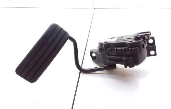 Renault Espace - Grand espace IV Accelerator throttle pedal 8200007512 6PV00811922