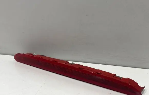 Volkswagen Tiguan Third/center stoplight 1K6945097A 6302E11744