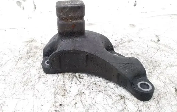 Audi A6 S6 C6 4F Engine mounting bracket 4F0199343M