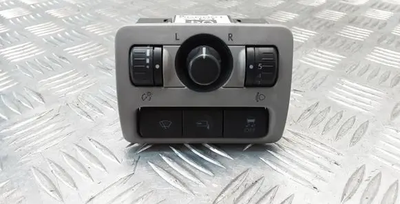 Subaru B9 Tribeca Wing mirror switch 159998