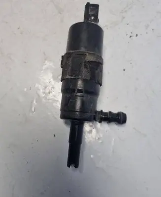 Audi A6 S6 C6 4F Headlight washer pump 3B7955681 0010162V