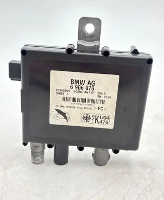 BMW X5 E53 Aerial antenna amplifier 6906070