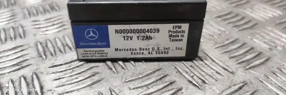 Mercedes-Benz ML W164 Car battery N000000004039