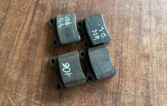 Peugeot 406 Brake pads (rear) 
