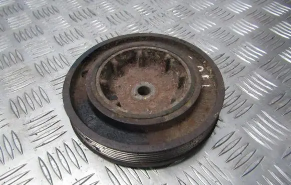 Renault Megane II Crankshaft pulley