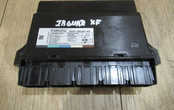 Jaguar XK - XKR Trunk lid opening control unit 