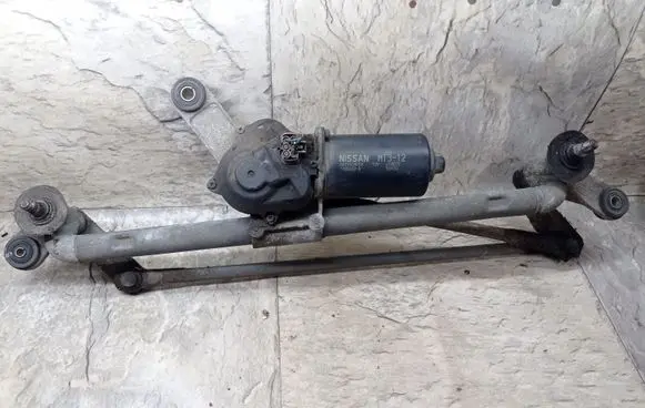 Nissan Murano Z50 Front wiper linkage and motor 28810CA000 1155652B