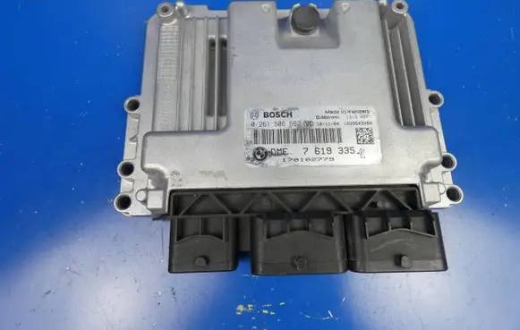 Mini One - Cooper Coupe R56 Engine control unit/module 7619335 0261S06662 170102779