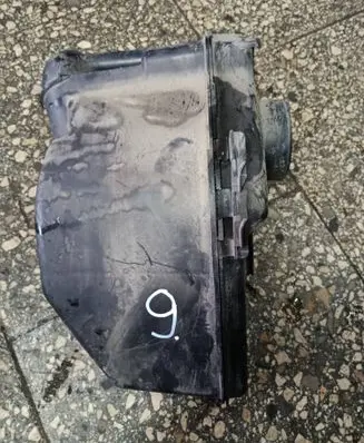 Citroen C4 I Intake resonator 