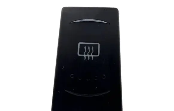 Volkswagen PASSAT B6 Windscreen/window heater switch 3B0959621C PA66GF30