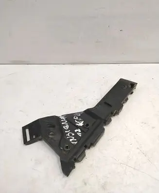 Opel Insignia A Front bumper mounting bracket 13238443