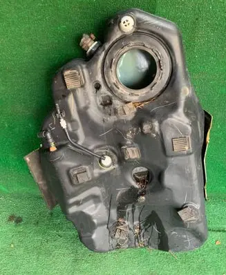 Mazda 3 III Fuel tank BJT642110 BJV742110