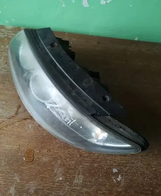 Hyundai Santa Fe Headlight/headlamp