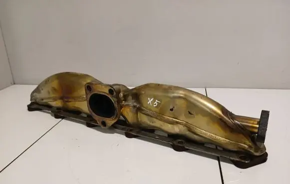 BMW X5 E53 Exhaust manifold 7788422